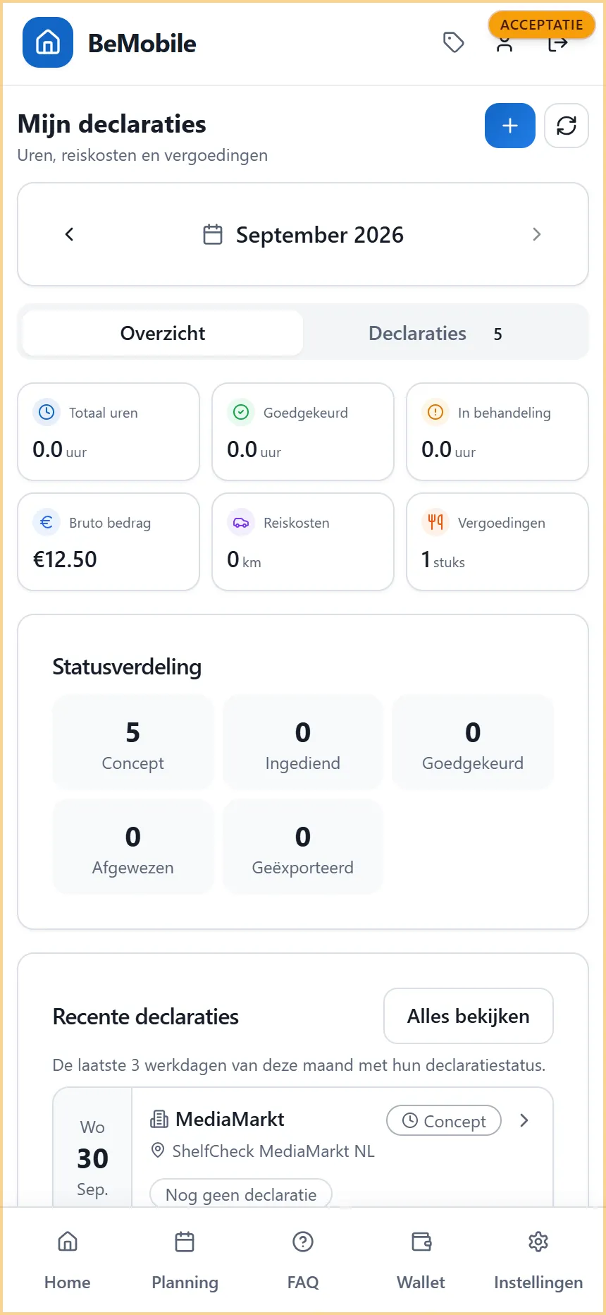 Het scherm Mijn declaraties met de maandkeuze, de tabs Overzicht en Declaraties, de tellers en de statusverdeling