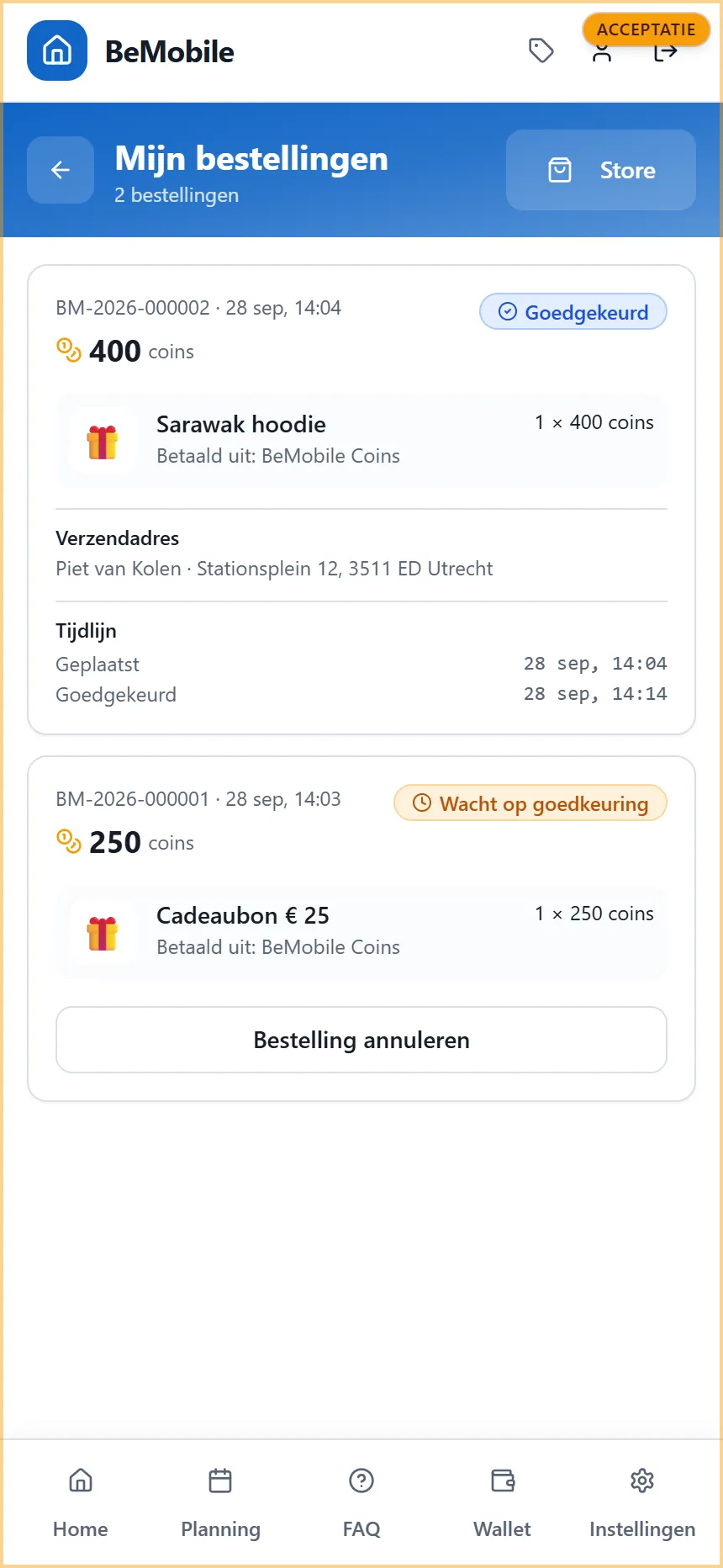 Mijn bestellingen in de app met een goedgekeurde bestelling met tijdlijn en een bestelling die op goedkeuring wacht